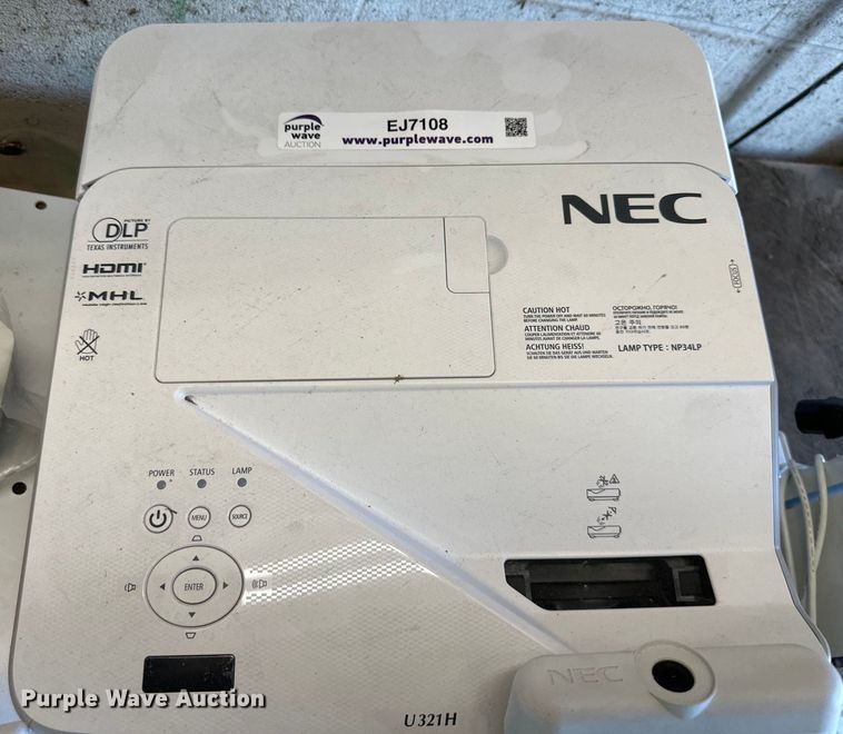 image for item EJ7108 NEC projector 