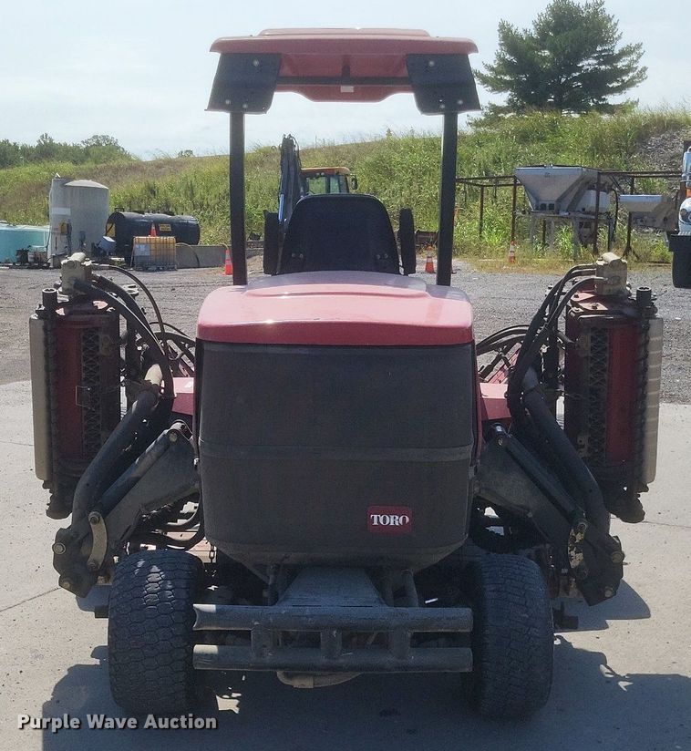 image for item EJ8031 Toro Reelmaster 6700D reel mower