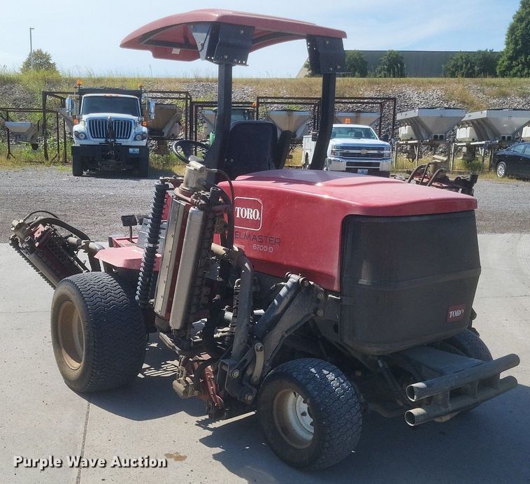 image for item EJ8031 Toro Reelmaster 6700D reel mower