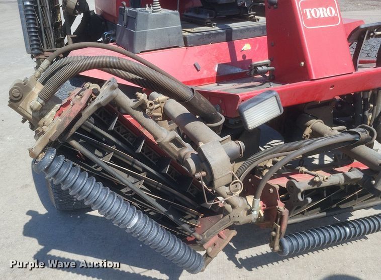 image for item EJ8031 Toro Reelmaster 6700D reel mower