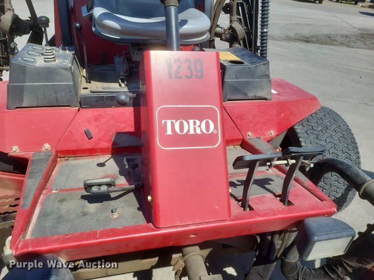 image for item EJ8031 Toro Reelmaster 6700D reel mower