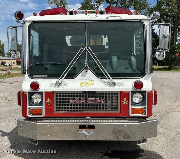 image for item EJ8870 1981 Mack MC611FG rescue vehicle