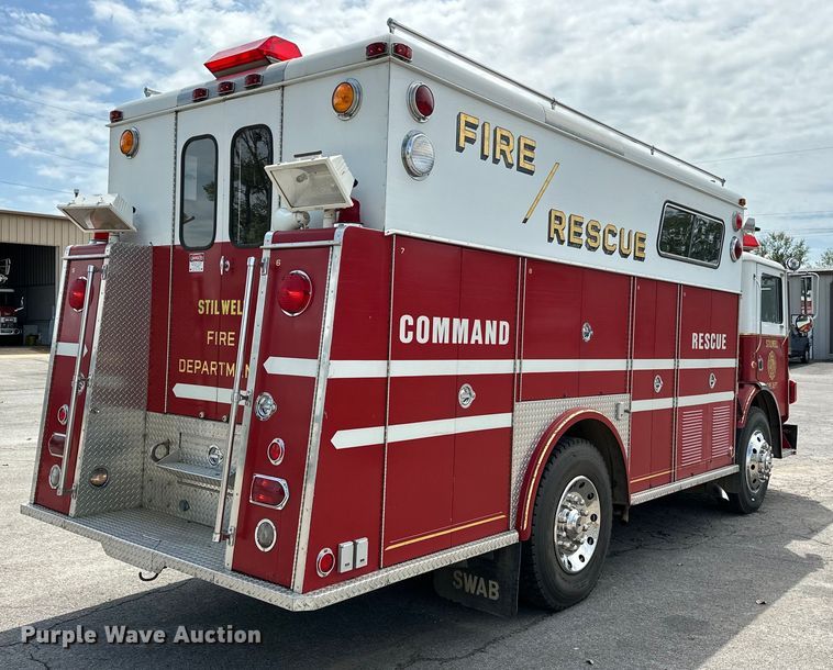 image for item EJ8870 1981 Mack MC611FG rescue vehicle