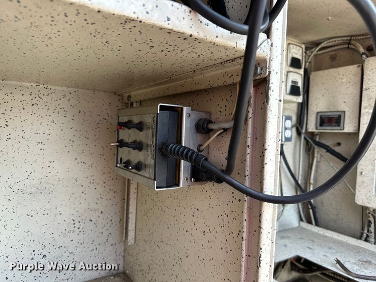 image for item EJ8870 1981 Mack MC611FG rescue vehicle