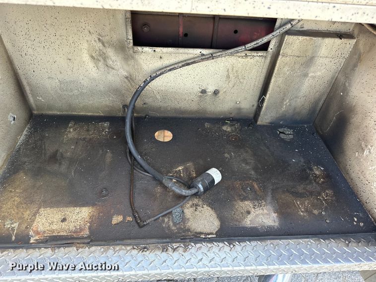 image for item EJ8870 1981 Mack MC611FG rescue vehicle