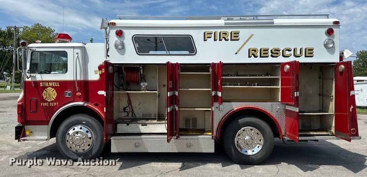 image for item EJ8870 1981 Mack MC611FG rescue vehicle