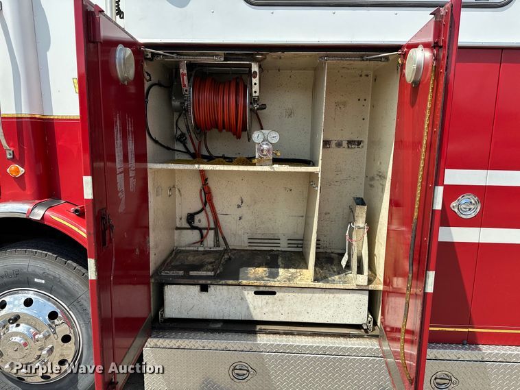 image for item EJ8870 1981 Mack MC611FG rescue vehicle