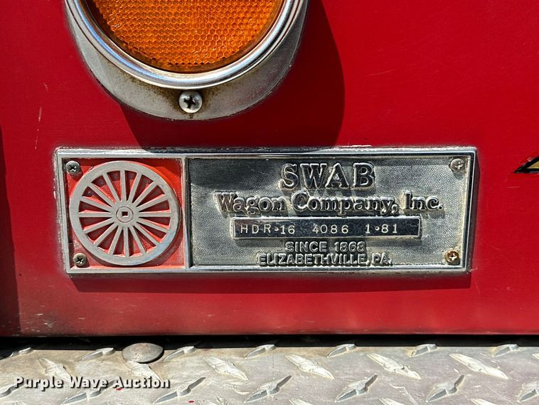 image for item EJ8870 1981 Mack MC611FG rescue vehicle