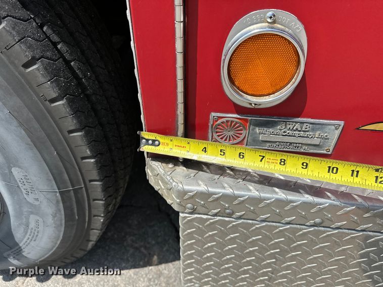 image for item EJ8870 1981 Mack MC611FG rescue vehicle