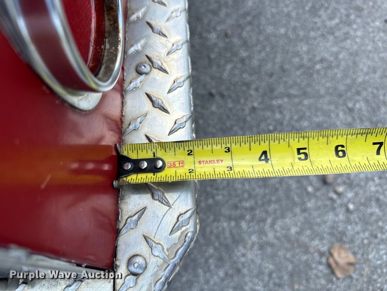 image for item EJ8870 1981 Mack MC611FG rescue vehicle