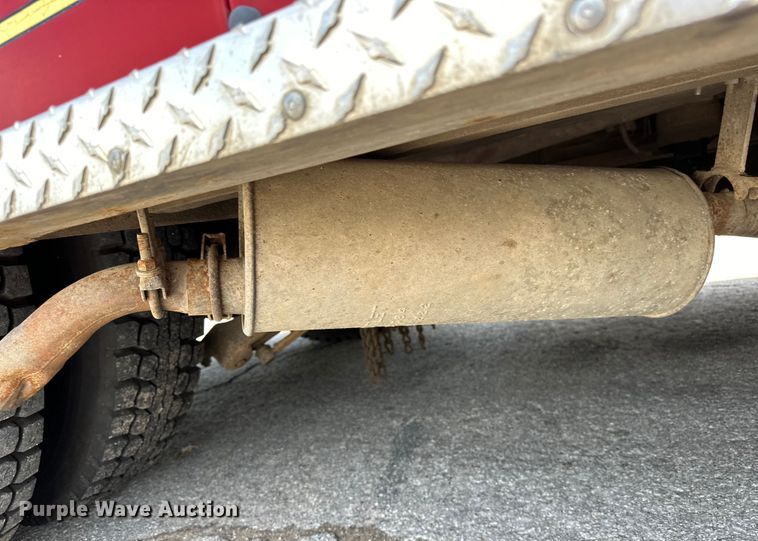 image for item EJ8870 1981 Mack MC611FG rescue vehicle