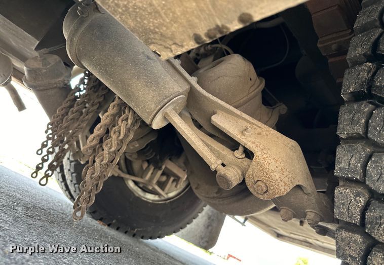 image for item EJ8870 1981 Mack MC611FG rescue vehicle