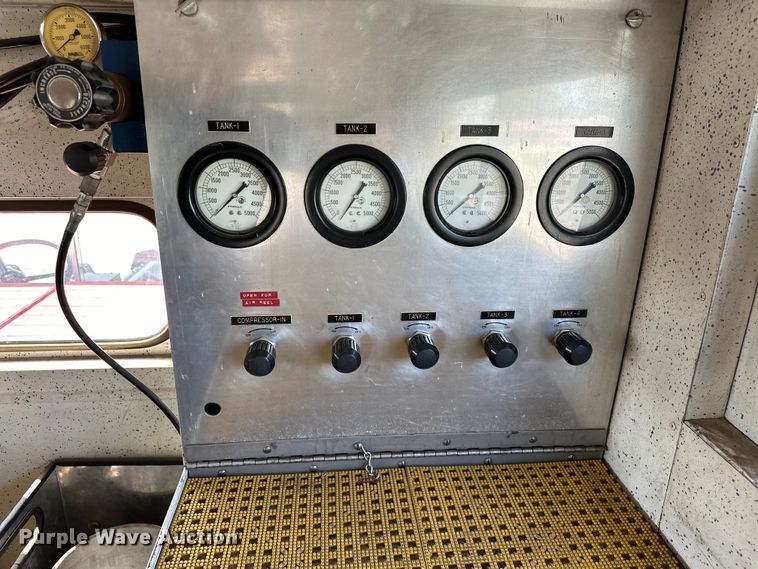 image for item EJ8870 1981 Mack MC611FG rescue vehicle