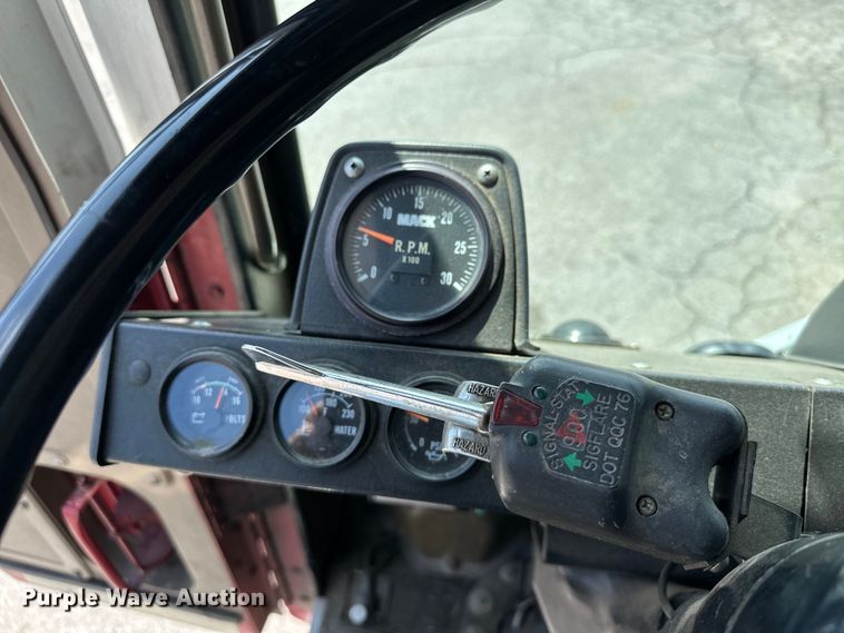 image for item EJ8870 1981 Mack MC611FG rescue vehicle