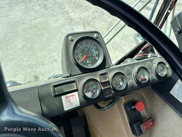 image for item EJ8870 1981 Mack MC611FG rescue vehicle