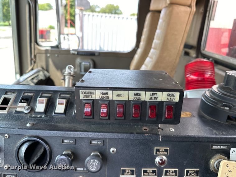 image for item EJ8870 1981 Mack MC611FG rescue vehicle