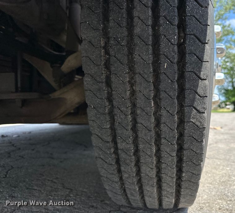 image for item EJ8870 1981 Mack MC611FG rescue vehicle