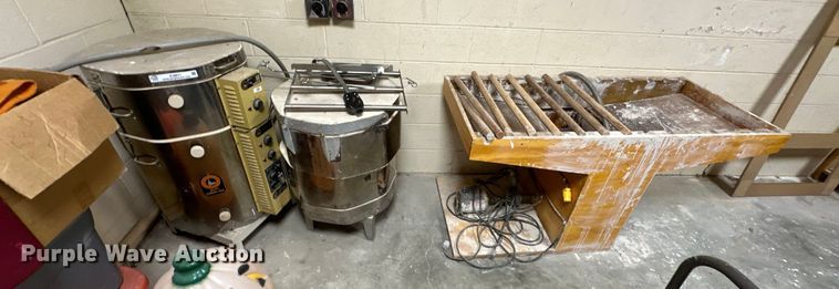 image for item EJ8871  Duncan ceramic kiln