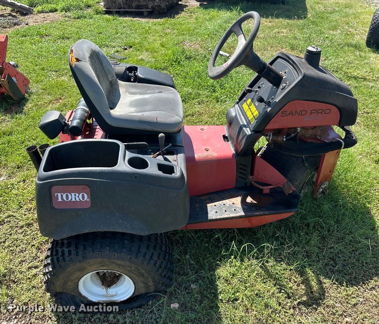 image for item EJ8874 Toro Sand Pro 5040 bunker rake