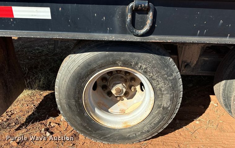 image for item EJ8935 1992 Kalyn KTD-30 tilt deck equipment trailer