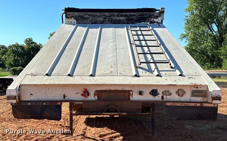 image for item EJ8936 2002 Construction Trailer Specialist  T-42 bottom dump trailer