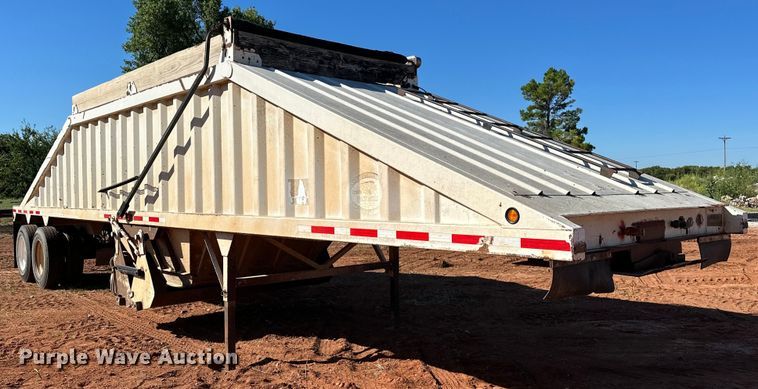 image for item EJ8936 2002 Construction Trailer Specialist  T-42 bottom dump trailer