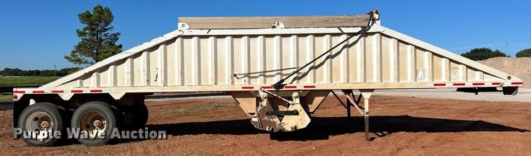 image for item EJ8936 2002 Construction Trailer Specialist  T-42 bottom dump trailer