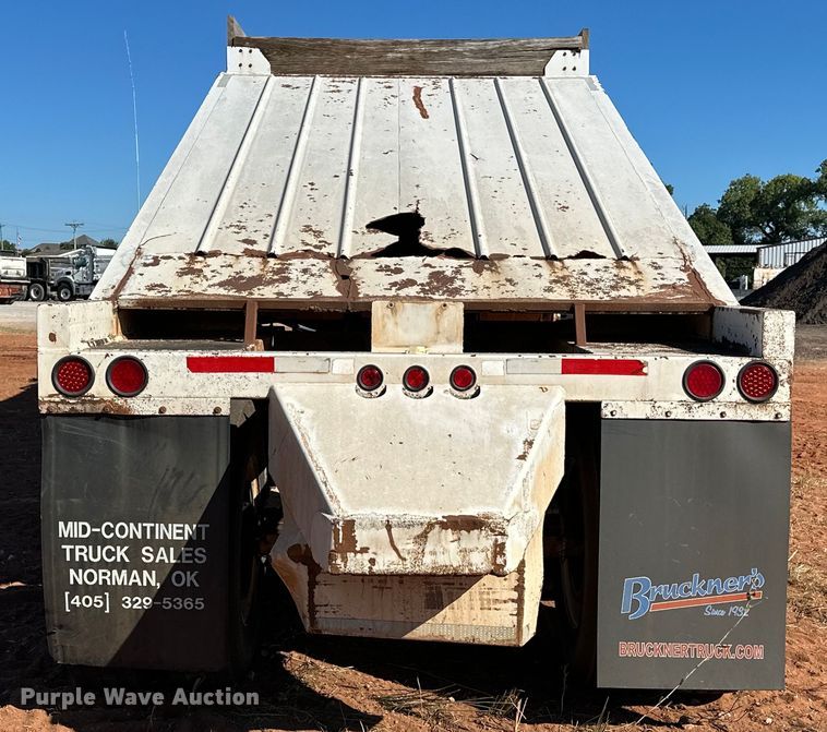 image for item EJ8936 2002 Construction Trailer Specialist  T-42 bottom dump trailer