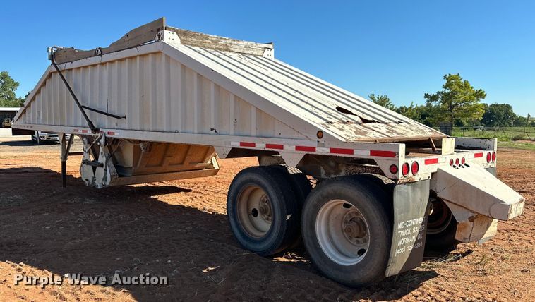 image for item EJ8936 2002 Construction Trailer Specialist  T-42 bottom dump trailer