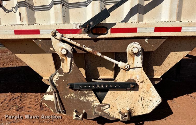 image for item EJ8936 2002 Construction Trailer Specialist  T-42 bottom dump trailer