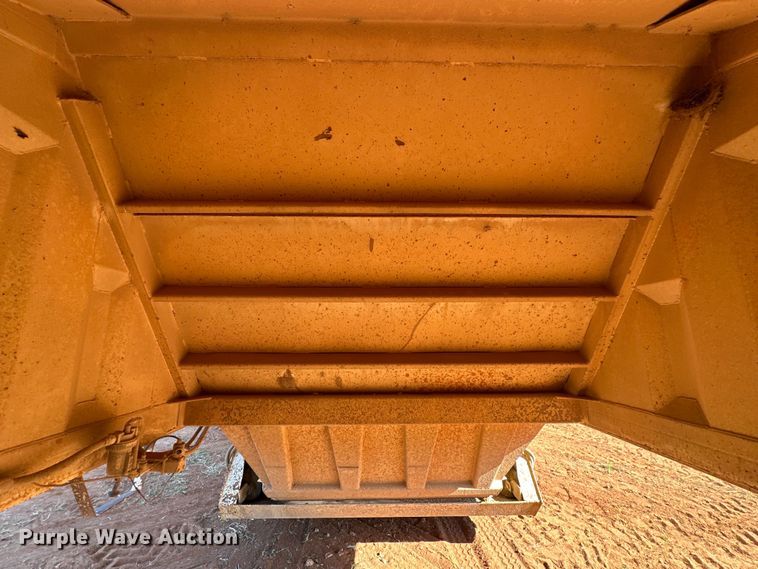 image for item EJ8936 2002 Construction Trailer Specialist  T-42 bottom dump trailer