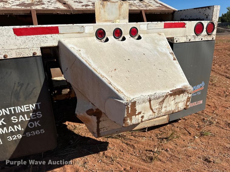 image for item EJ8936 2002 Construction Trailer Specialist  T-42 bottom dump trailer