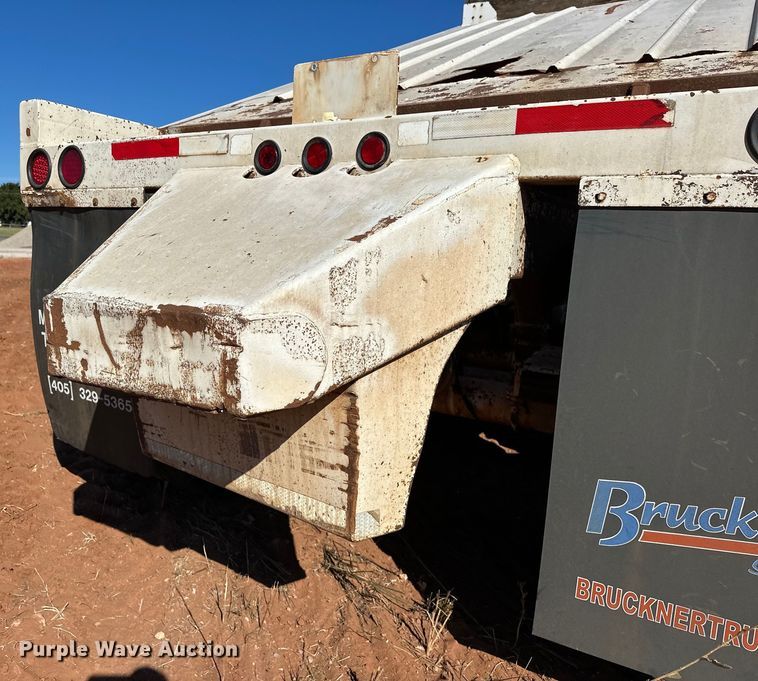 image for item EJ8936 2002 Construction Trailer Specialist  T-42 bottom dump trailer