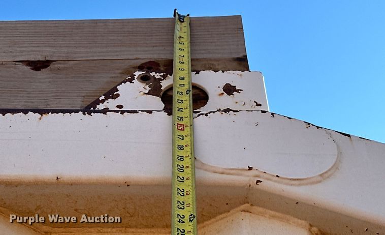 image for item EJ8936 2002 Construction Trailer Specialist  T-42 bottom dump trailer