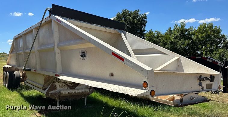 image for item EJ8938 1995 TRBL 4000 bottom dump trailer