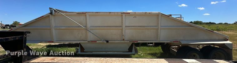 image for item EJ8938 1995 TRBL 4000 bottom dump trailer