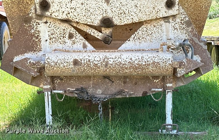 image for item EJ8938 1995 TRBL 4000 bottom dump trailer
