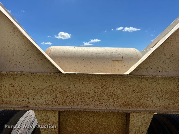 image for item EJ8938 1995 TRBL 4000 bottom dump trailer