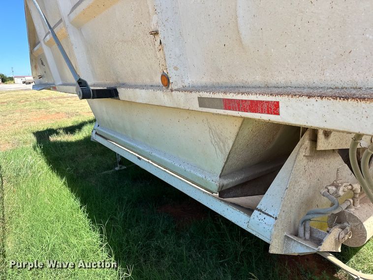 image for item EJ8938 1995 TRBL 4000 bottom dump trailer