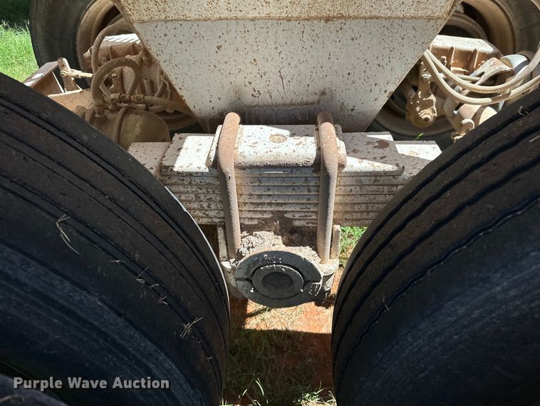 image for item EJ8938 1995 TRBL 4000 bottom dump trailer