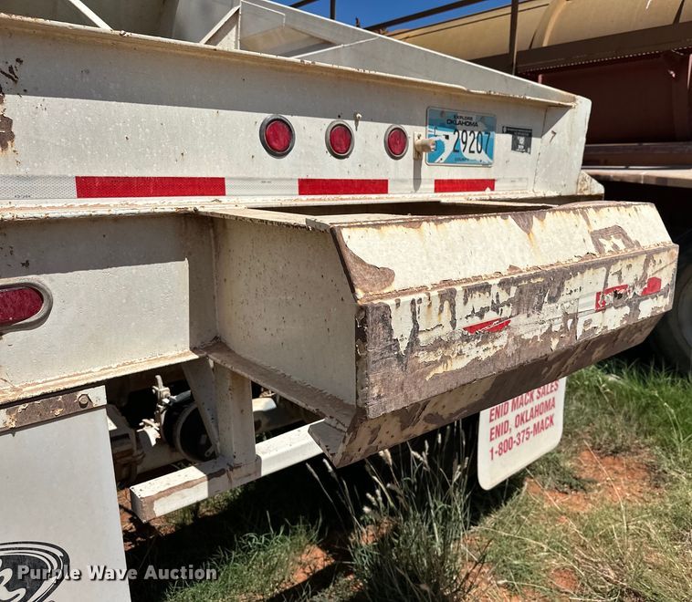 image for item EJ8938 1995 TRBL 4000 bottom dump trailer