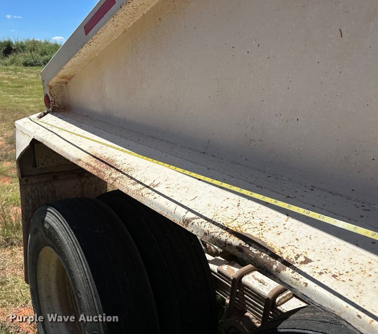 image for item EJ8938 1995 TRBL 4000 bottom dump trailer