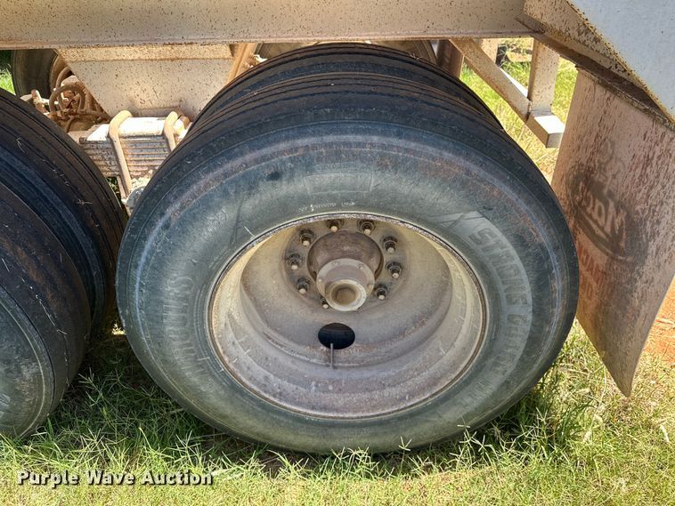 image for item EJ8938 1995 TRBL 4000 bottom dump trailer