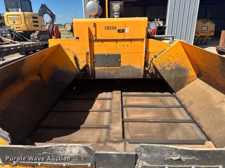 image for item EJ8940 LeeBoy 8515C paver