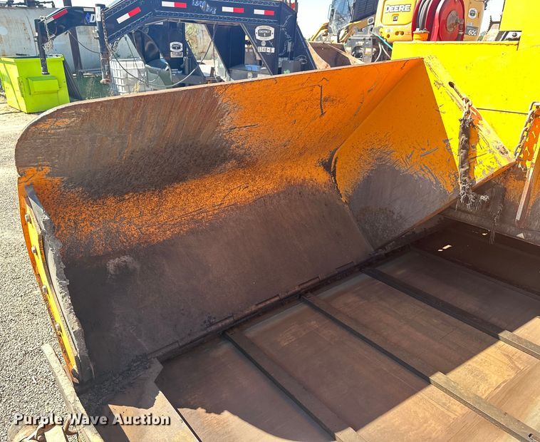 image for item EJ8940 LeeBoy 8515C paver