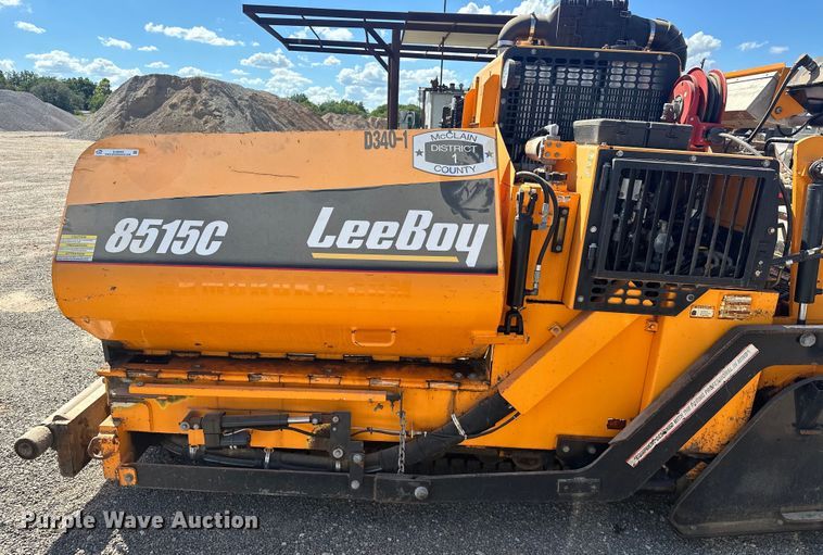 image for item EJ8940 LeeBoy 8515C paver