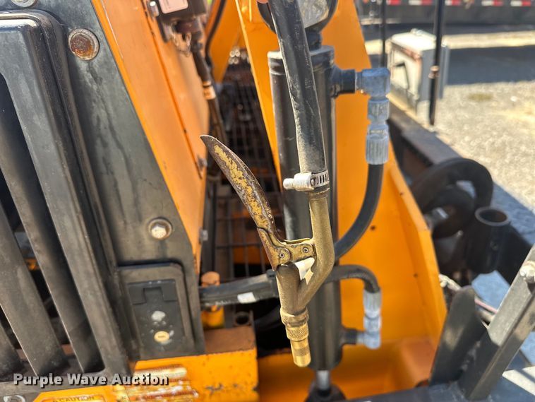 image for item EJ8940 LeeBoy 8515C paver