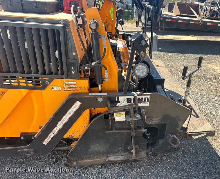 image for item EJ8940 LeeBoy 8515C paver