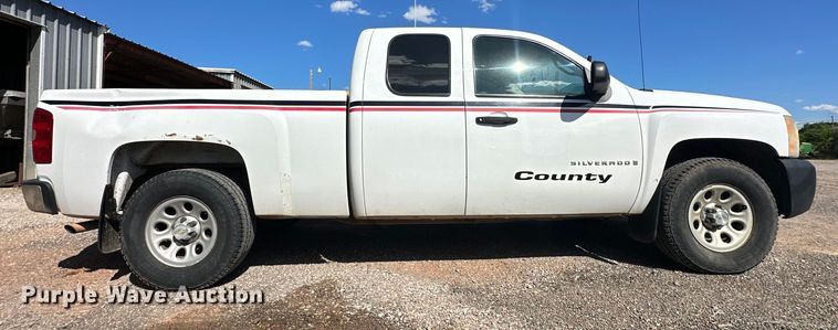 image for item EJ8942 2008 Chevrolet  Silverado 1500 Ext. Cab pickup truck