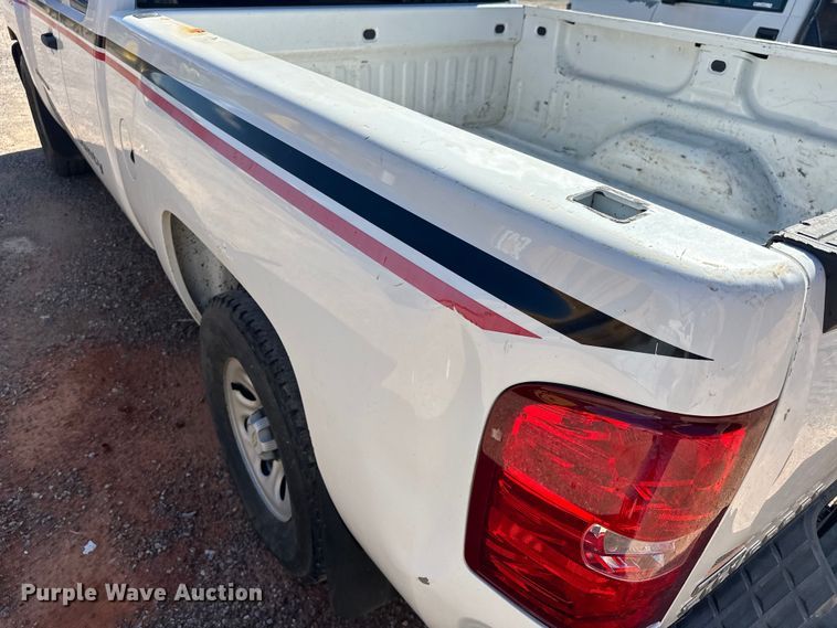 image for item EJ8942 2008 Chevrolet  Silverado 1500 Ext. Cab pickup truck
